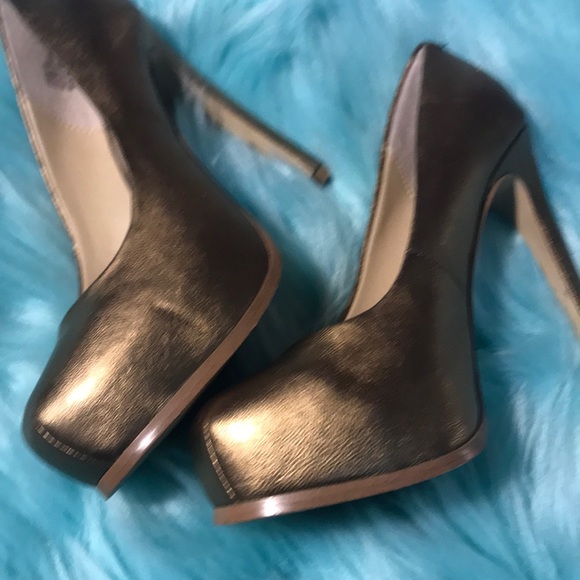 Dark GOLD size 6 platform stilettos - Picture 6 of 7